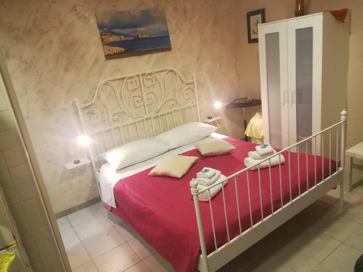 Villa Il Rifugio di Pulcinella restyling Napoli Esterno foto
